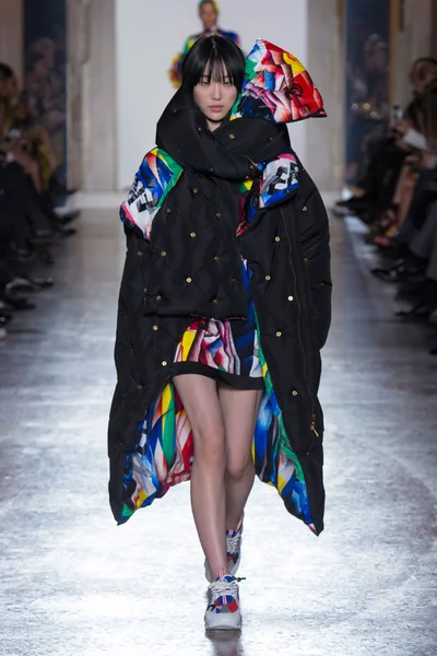 Look 43